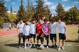 即将Here we go罗马诺：皇马已将合同发送给阿诺德，即将签约