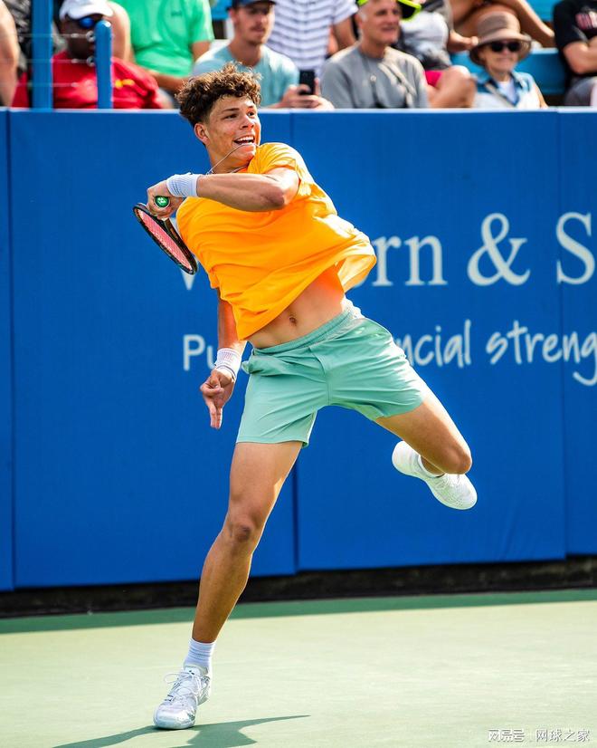 任主教练 任主教练